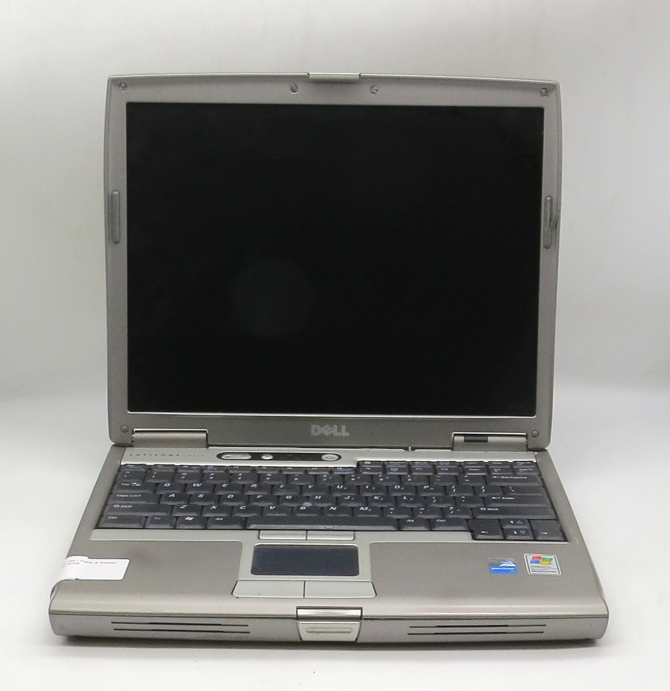 Dell Latitude D610 Pentium-M @ 1.6 GHz 2GB DDR2 No SSD No OS *PARTS