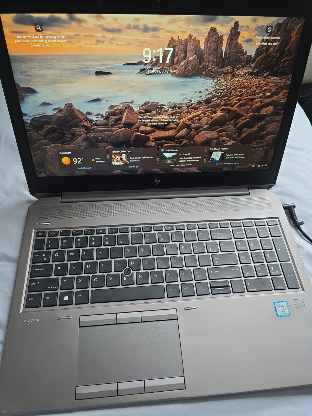 HP ZBook 15 G6 FHD i7-9850H 2.60GHz 32GB 1TB SSD NVIDIA Quadro T1000.