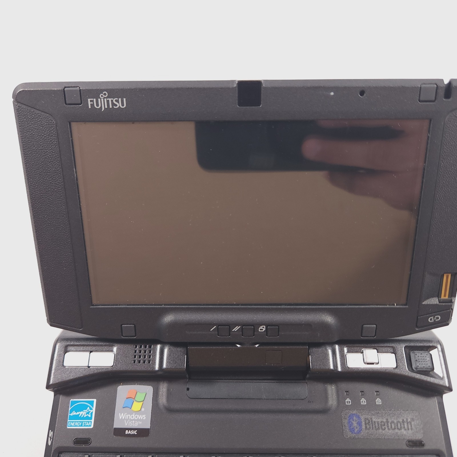 Retro Gaming Laptop Fujitsu U810 Intel 800 MHz 1 GB RAM 35 GB HD Windows XP Pro