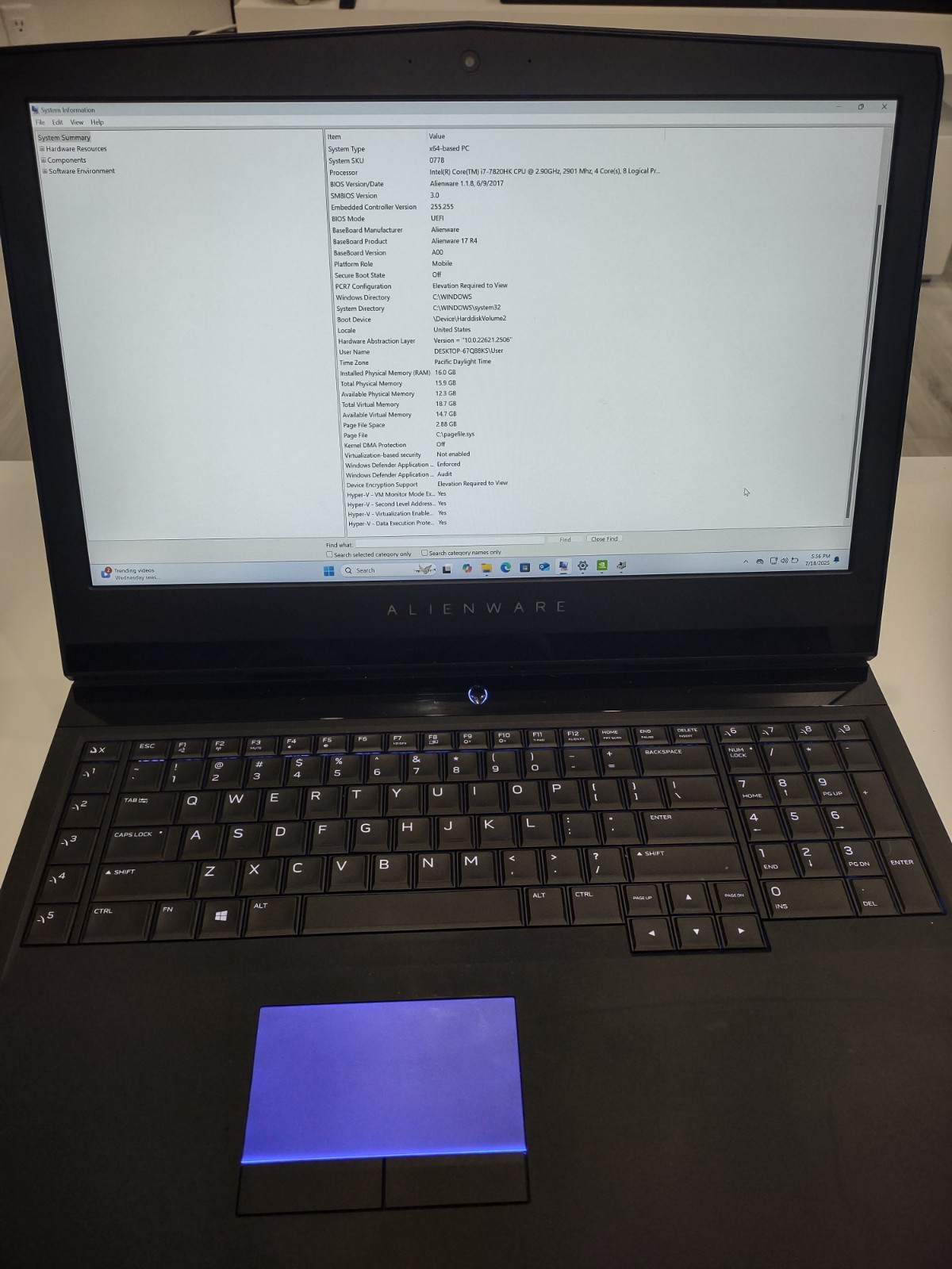 Dell Alienware 17 R4 Gaming 120Hz 2.90GHz i7-7820HK 16GB 1TB HDD GeForce GTX1080