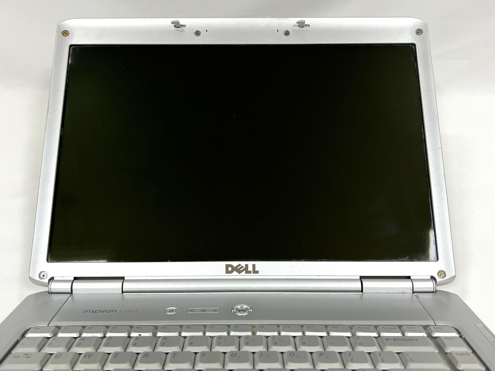 Dell Inspiron 1521 15.6″ AMD Athlon 64 x2 Dual Core 2.5GB 80GB HDD Laptop *READ*