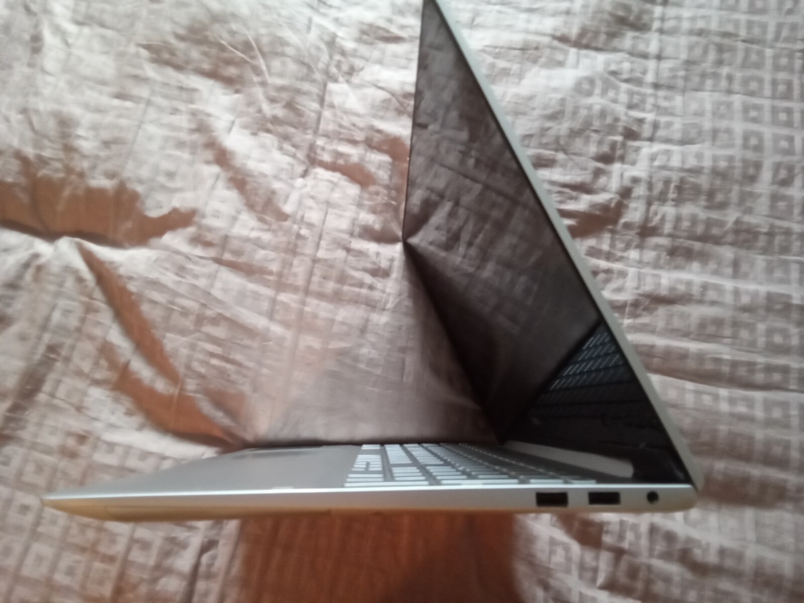 Dell inspiron 7591 2in1 laptop