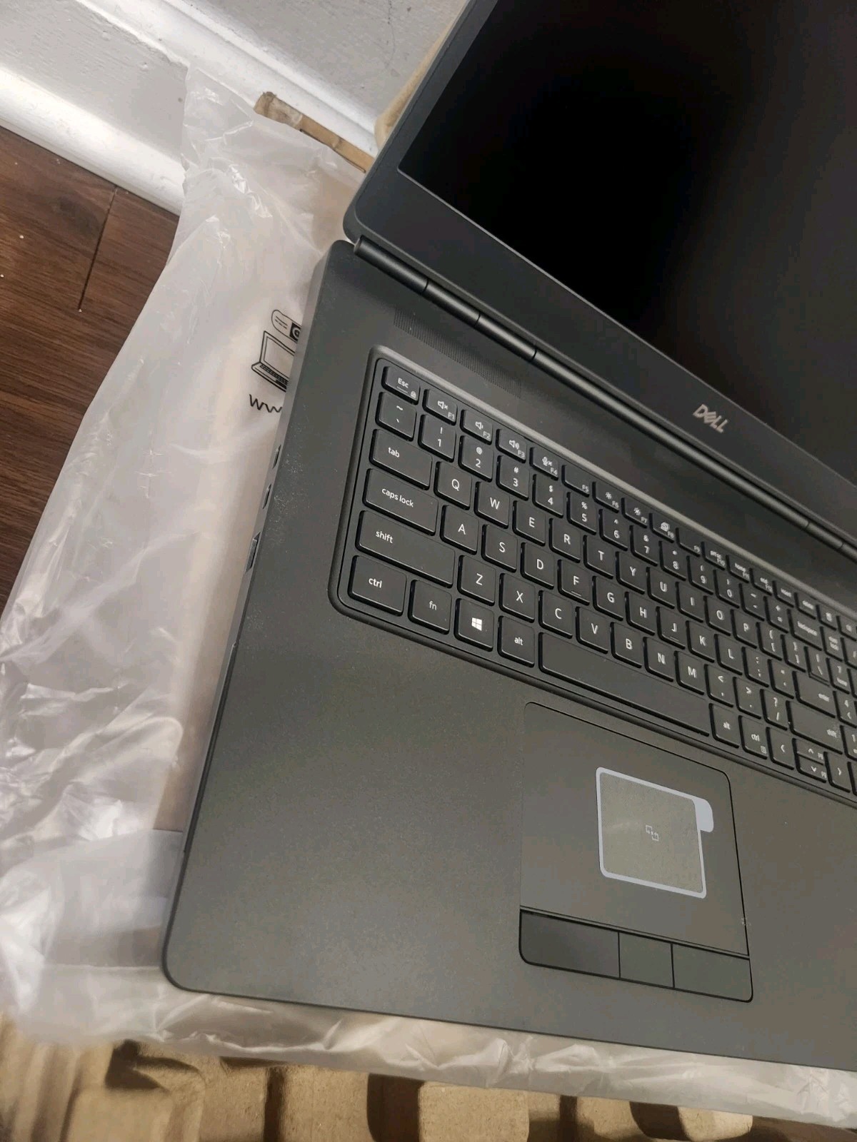 Dell Precision 7750 17 ” (( Intel i9-10885H,2.4GHz , 32GB RAM )) (( New ))