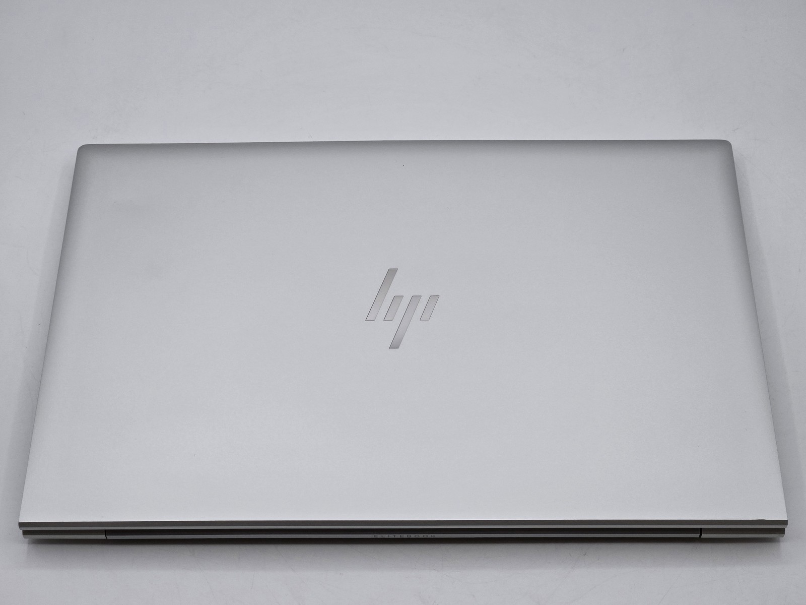 HP EliteBook 855 G8 15″ FHD Touch RYZEN 7 PRO 5850U 512GB 16GB W11P Backlit