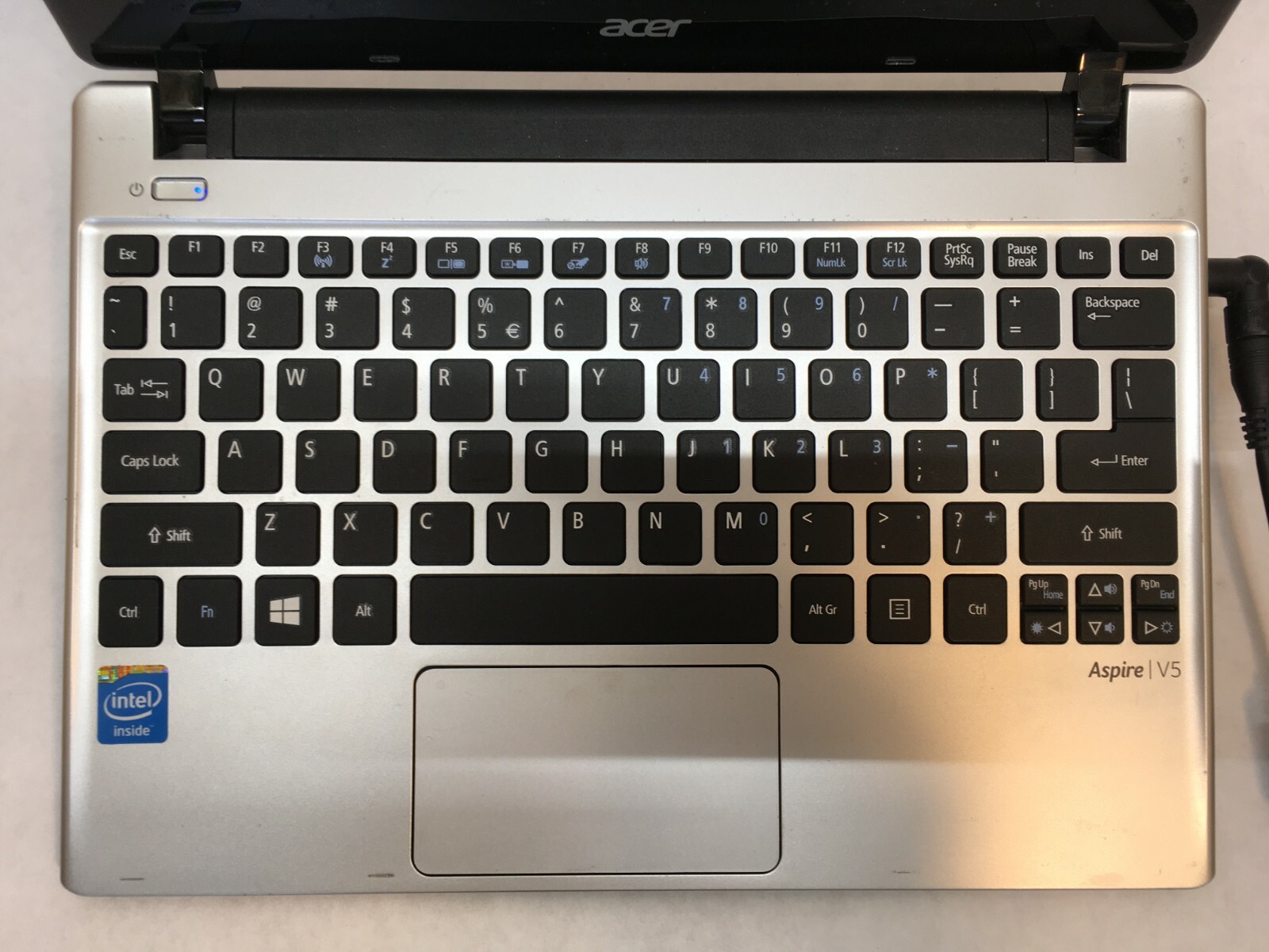 Acer Aspire V5 Intel Celeron 1GB RAM 11.6″ Laptop FOR REPAIRS/PARTS QT