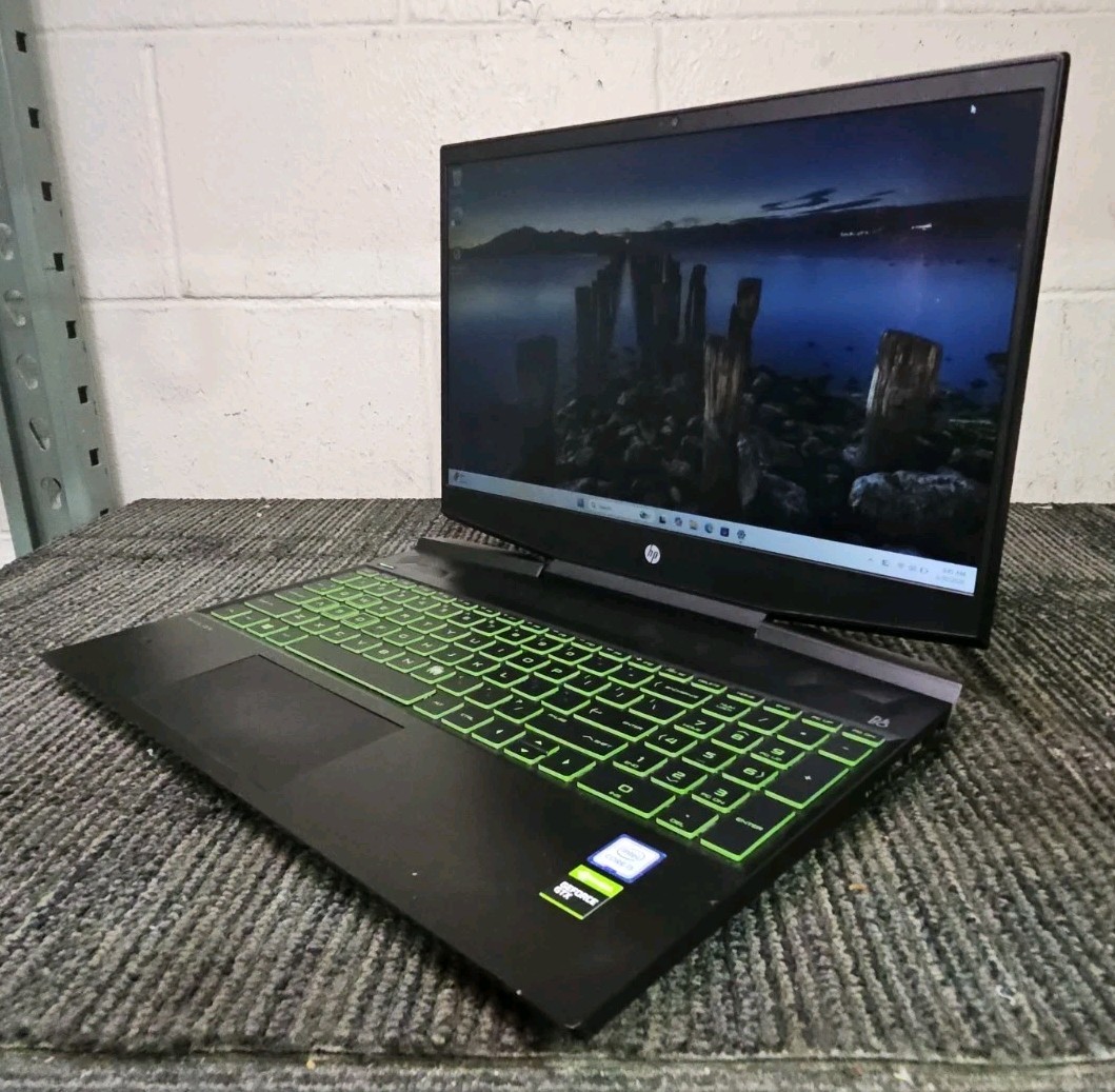 HP Pavilion 15-dk0xxx Gaming Laptop GTX 1650 16GB 240GB – FOR PARTS/NOT WORKING