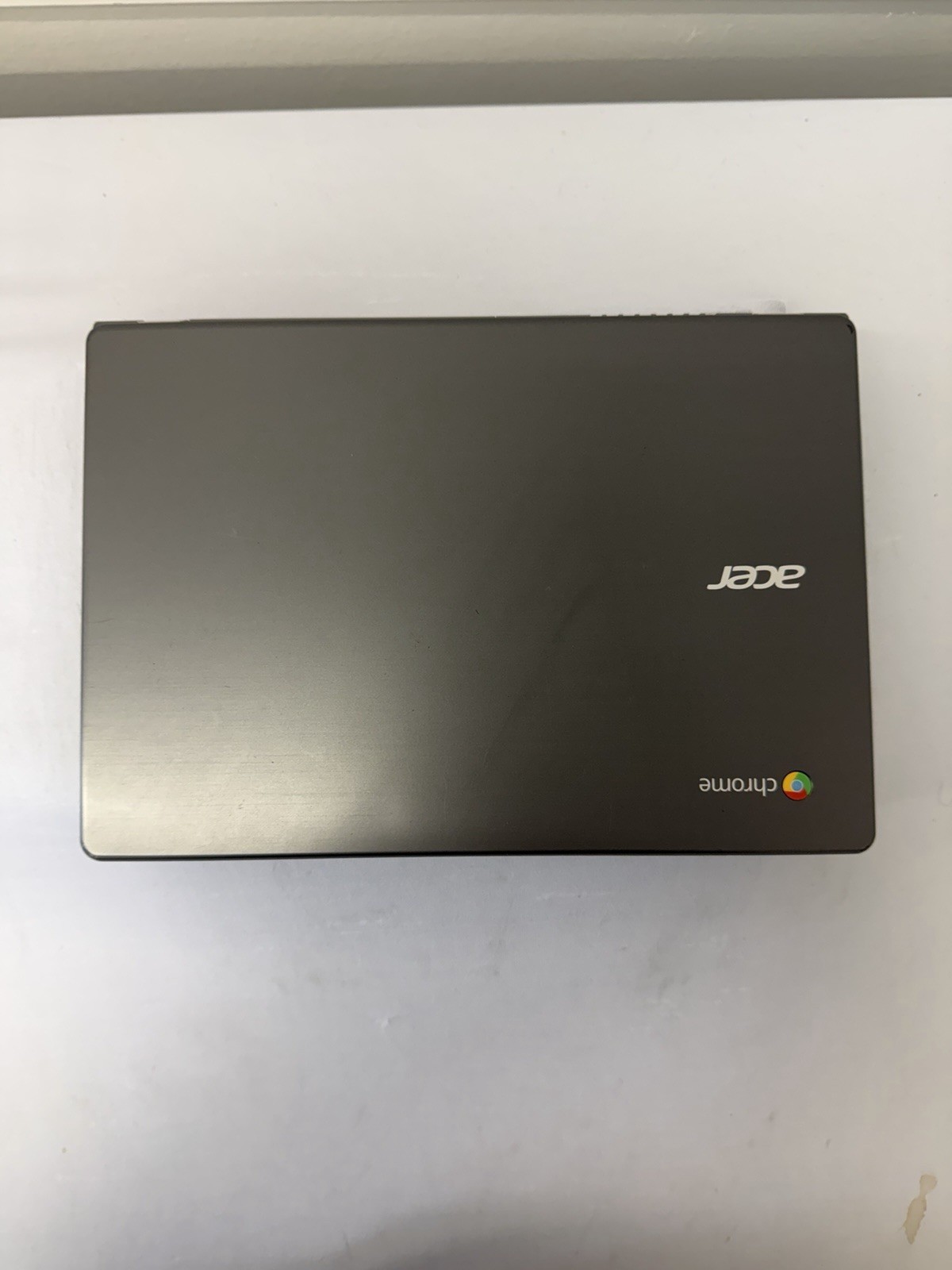 Acer Chromebook C740-C4PE Laptop – Good Screen – Intel Celeron 3205U – Read Des