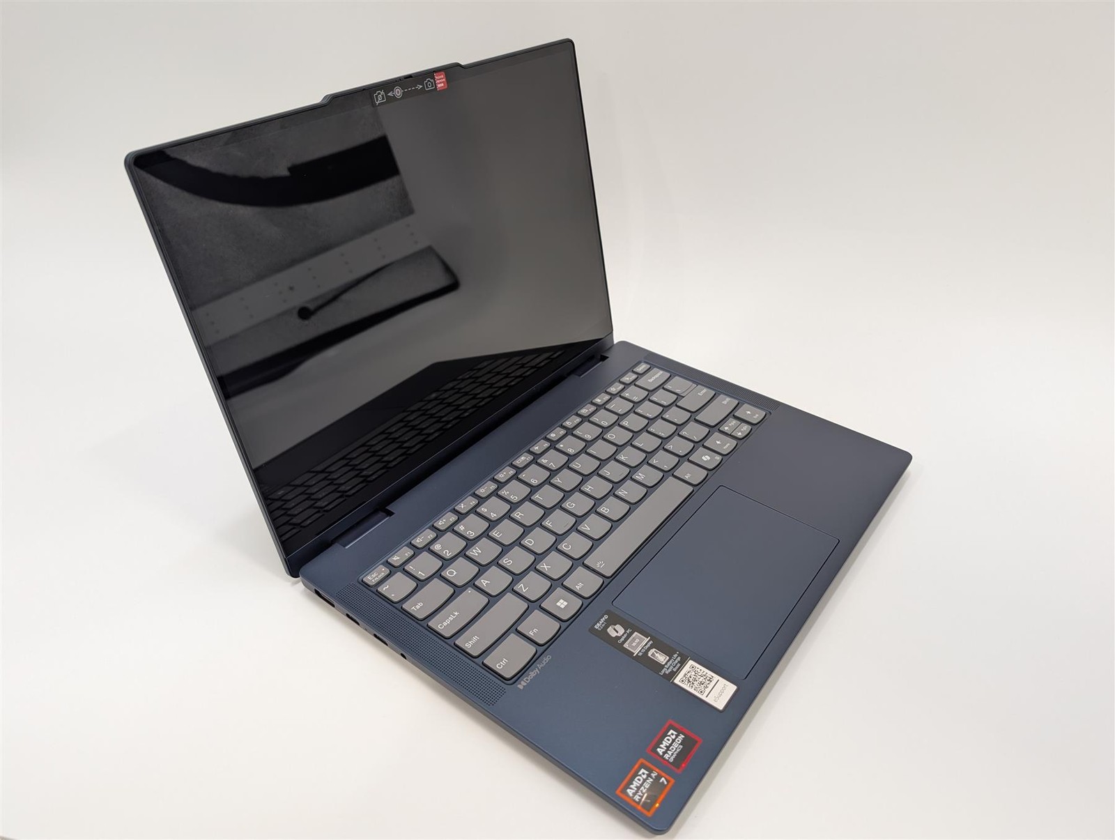 Lenovo IdeaPad 5 2in1 14″ Ryzen AI 7 350 16GB 1TB SSD 860M Blue Used-Very Good