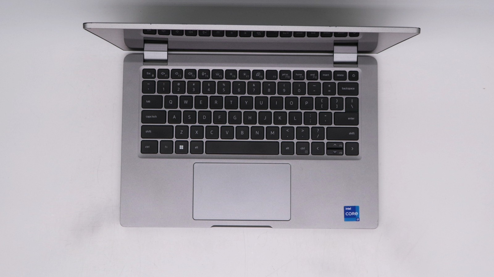 Dell Latitude 5330 13″ i7-1265u 16GB 512GB – Fair READ DESC