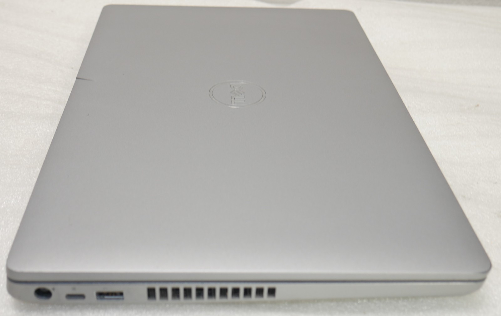Dell Latitude 5510 Core i5-10310U 1.7GHz 16GB 256GB SSD 15″ Windows 11 Pro FHD