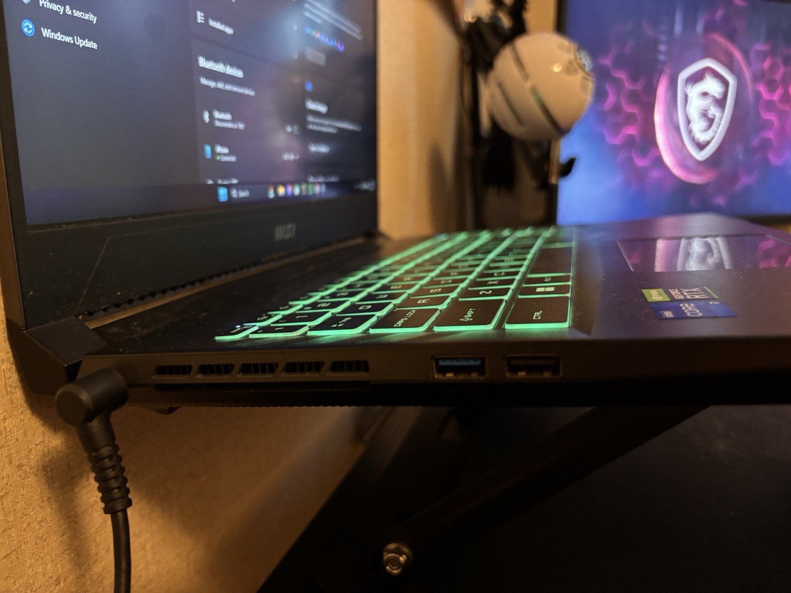 MSI Pulse GL66 12UCK 15.6″ i7-12650H 2.7GHz 16GB RAM 1TB SSD GeForce RTX 3050