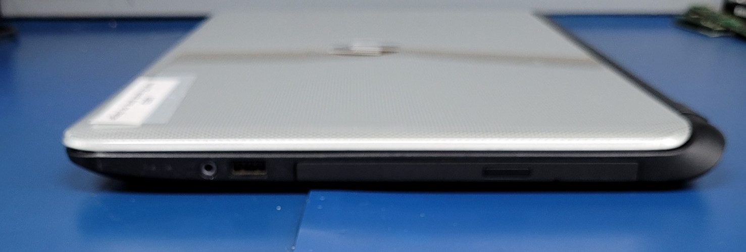 HP Pavilion 15-f271wm Intel Pentium N3540 @216GHz 4GB RAM 500 GB HDD Windows 10