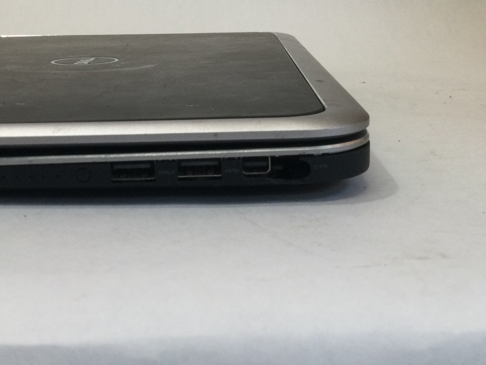 DELL XPS 13 – I7 3517U – FOR PARTS – MISSING POWER ADAPTER -READ DESCRIPTION-BB