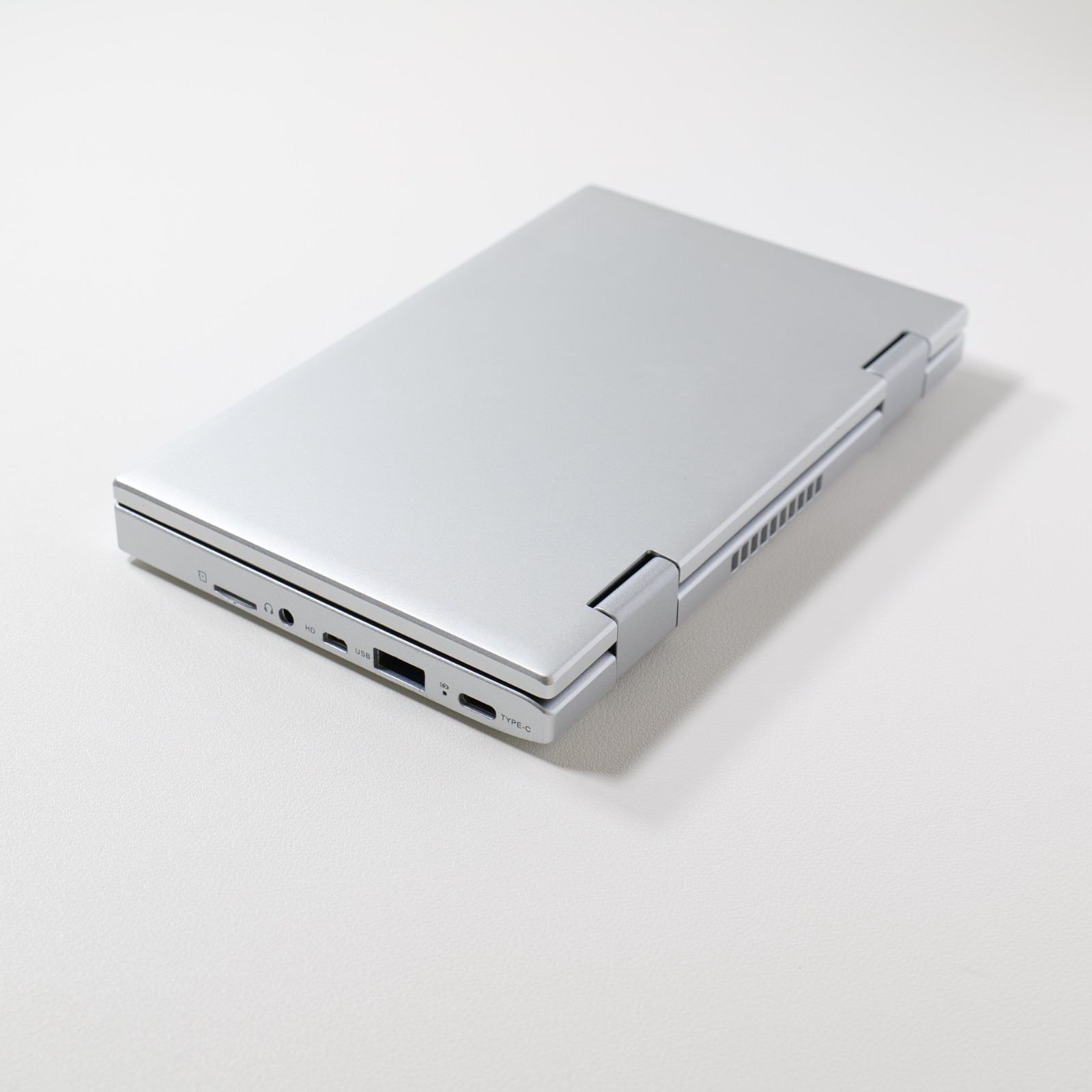 NANOTE P8 Ultra Compact PC UMPC-02-SR Silver [Tested/Working]