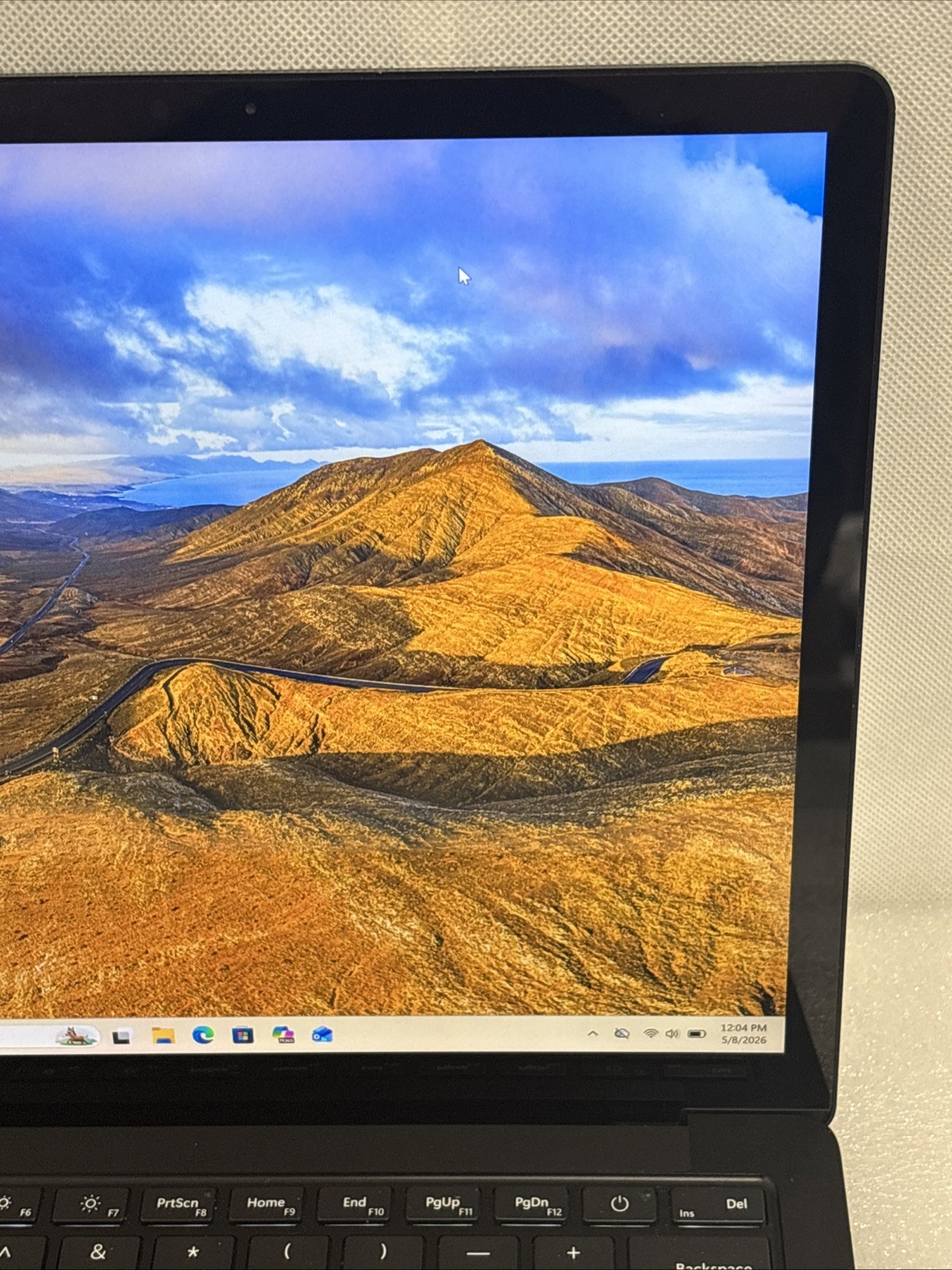 Microsoft Surface Laptop 5 13.5” (512GB, Intel Core i7-12th, 16GB) Black *Read*