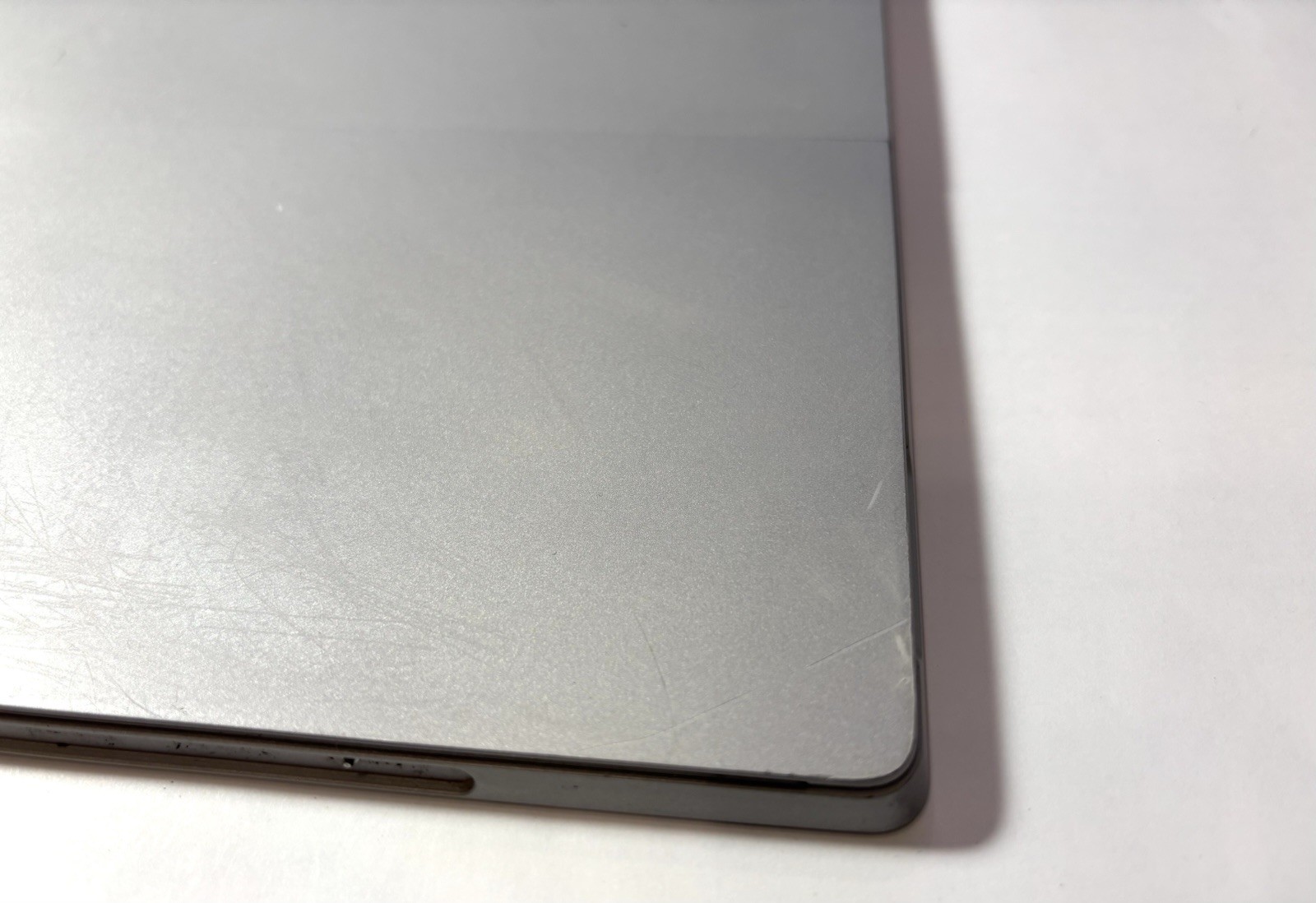 Microsoft Surface Pro 4 1724 i5-6300U 2.40GHz 4GB 128GB Tablet