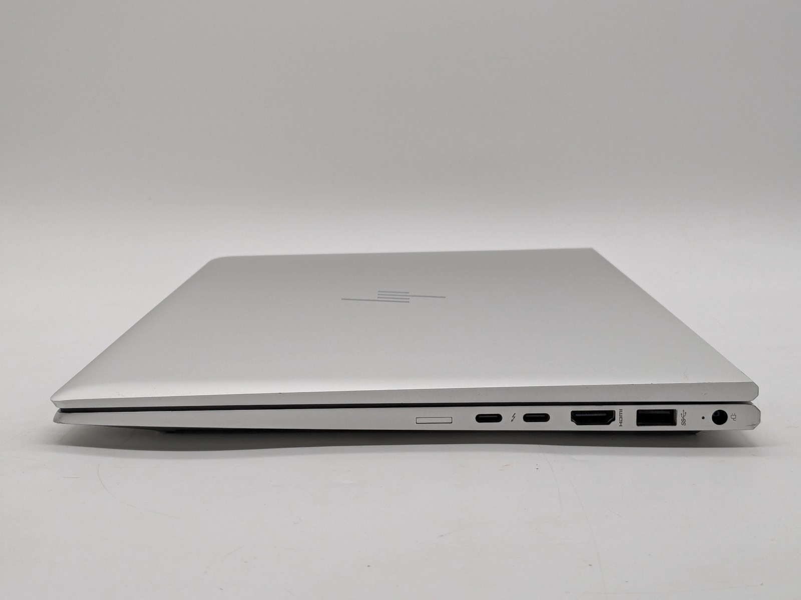HP EliteBook 850 G8 15″ FHD I7-1185G7 512GB SSD 16GB W11P GeForce MX450 Backlit