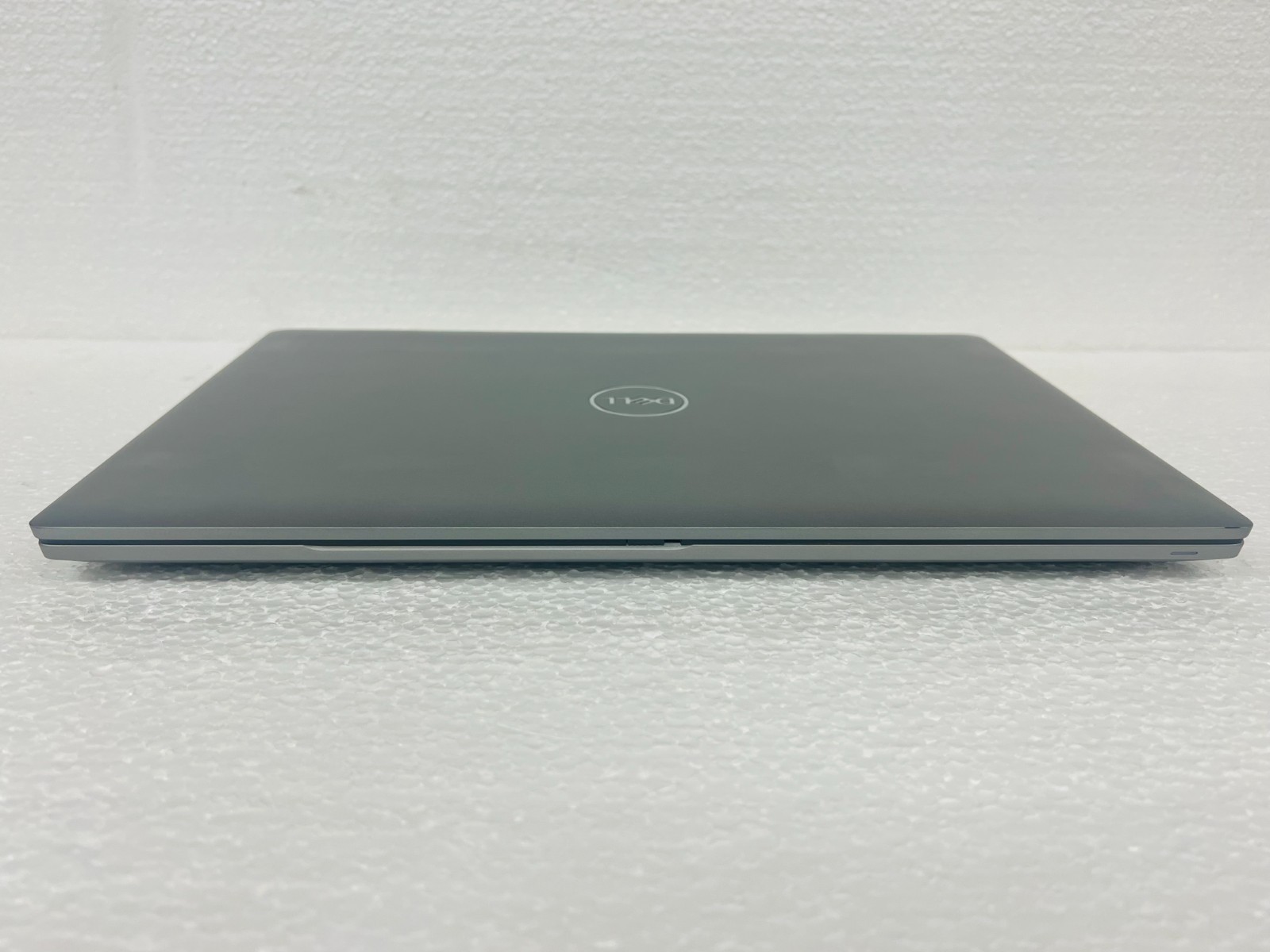 Dell Precision 3560 Laptop Workstation Intel i5 16GB RAM 256NVMe SSD Win 11 PRO
