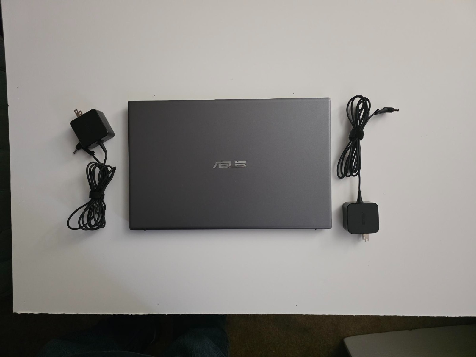 ASUS VivoBook F512D 15.6″ LT Ryzen 5 3500U 8GB RAM 512GB SSD Win 11 Pro