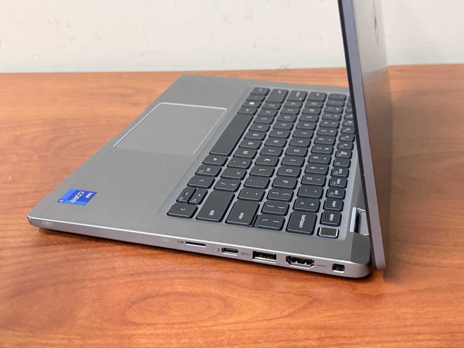 Touch Screen Dell Latitude 7420 Core i7-1185G7@2.8Ghz 16GB 256G Win11 Pro