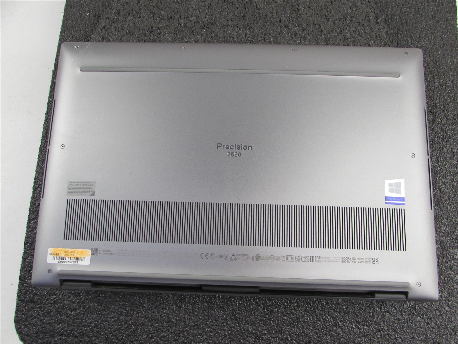 DELL PRECISION 5550 1920X1200 FHD CORE I7-10850H 512GB SSD 32GB RAM T1000 WIN 11
