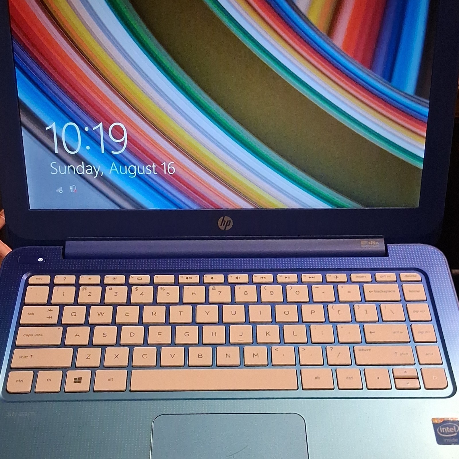 HP Stream 14″ Blue Notebook Intel Celeron Windows 10 eMMC USB HDMI Wi-Fi