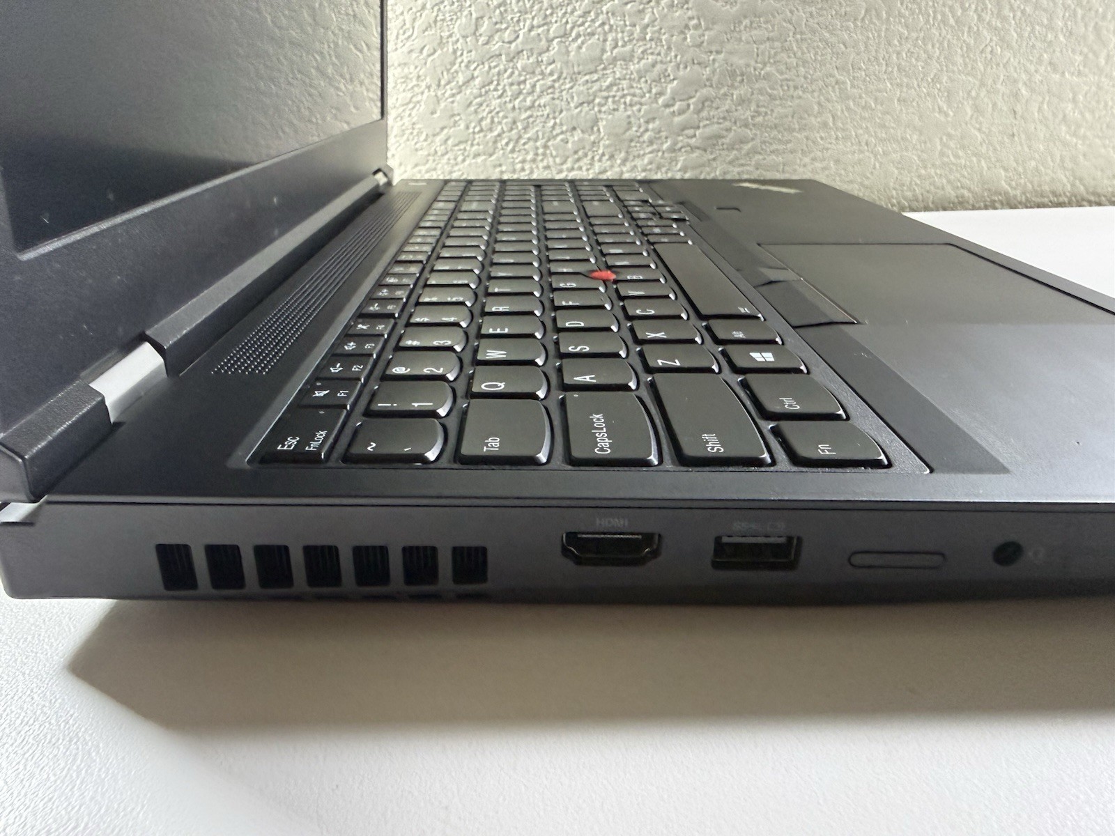 LENOVO THINKPAD P15 GEN 1 | CORE I7-10850H 512GB 16GB RAM WIN 11 NVIDIA T1000