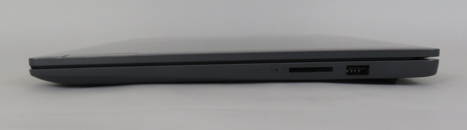 Lenovo IdeaPad Slim 3 15IRU8 i3 1305U 1.6GHz 8GB RAM 256GB Windows 11