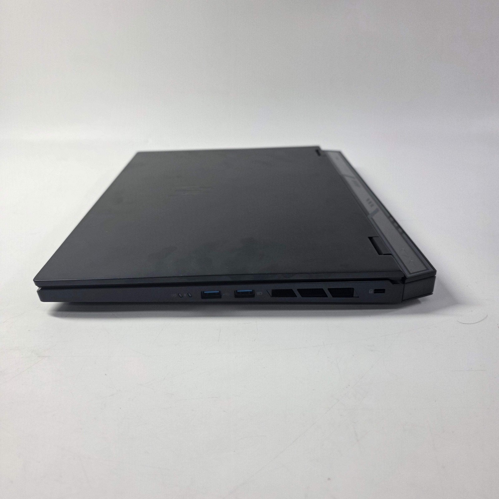 Acer Predator Helios Neo 16 PHN16-72 16″ i9-14900HX 2.2GHz 16GB RAM 1TB SSD 4070