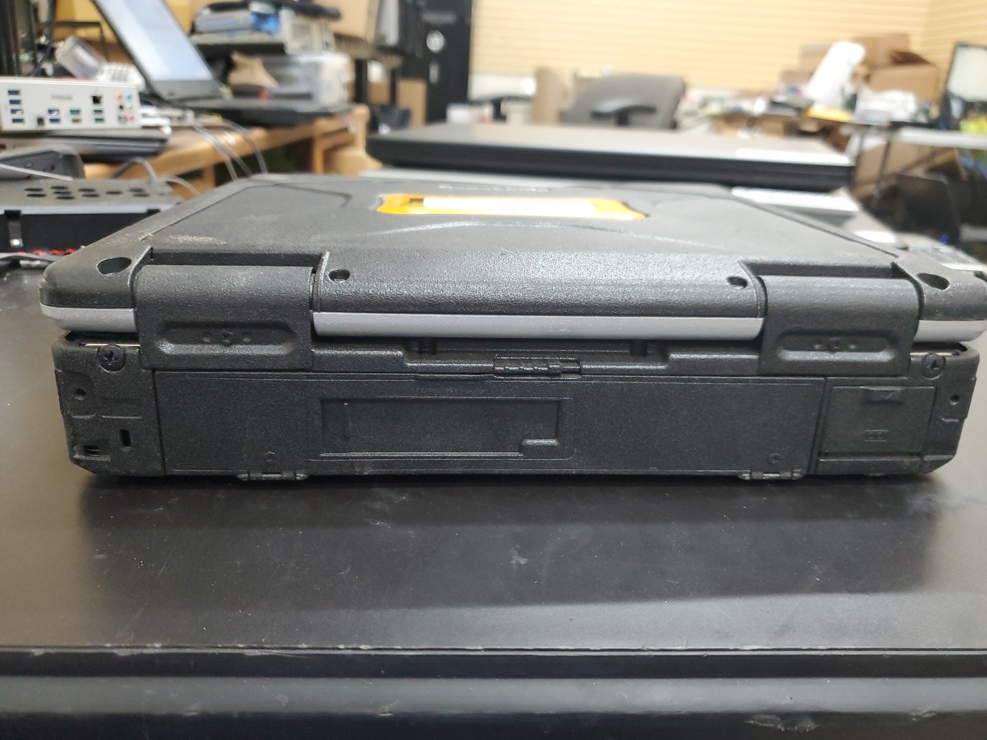 Panasonic Toughbook CF-31 MK-1 i5 520M @ 2.40GHz 8GB 10430HRS Diesel