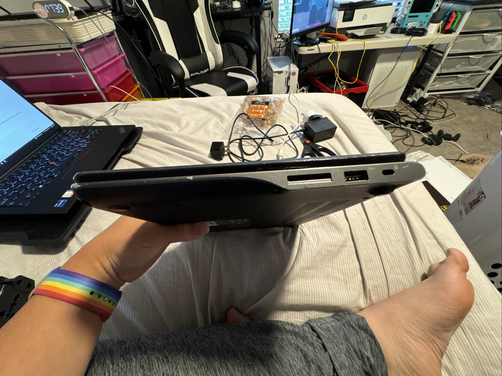 Acer C740 Smashed LCD(read desc.)