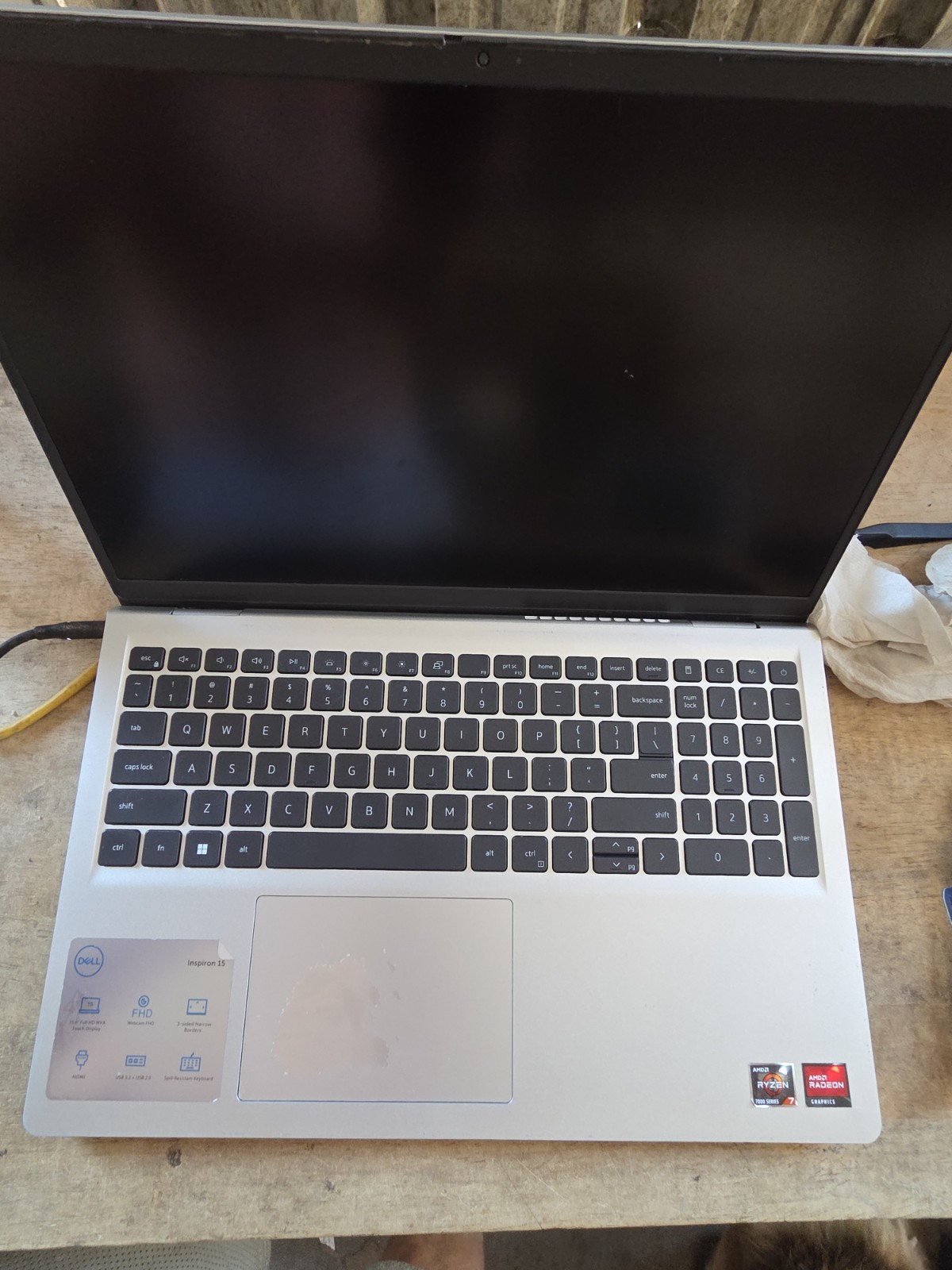 Dell Inspiron 15 3535 Laptop AMD Ryzen 7 7730U 15.6″ FHD Touch Power
