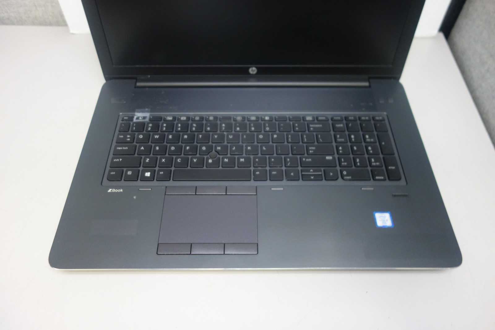 HP ZBook 17 G3 17.3″ i5-6440HQ 2.6GHz 16GB/500GB [NO OS] Laptop + AC [BADBTRY]