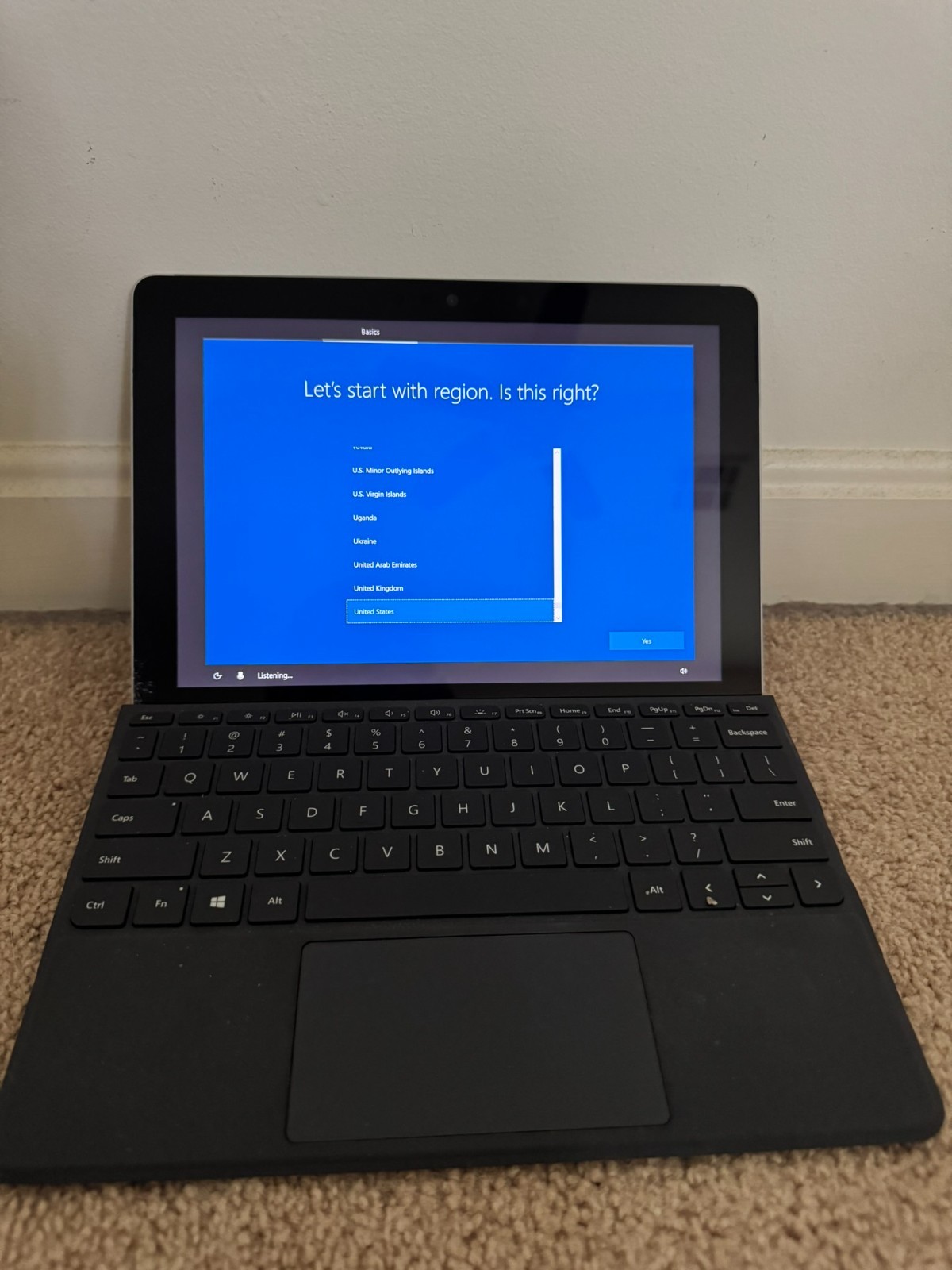 Microsoft Surface Go 1824 1st Gen 128GB 8GB RAM Windows 10 S with Type Cover