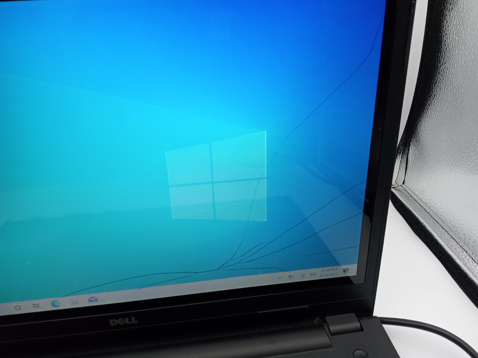 Dell Inspiron 3542 15″ Laptop Intel i3-4030U 8GB 128GB SSD Windows 10 – READ -RR