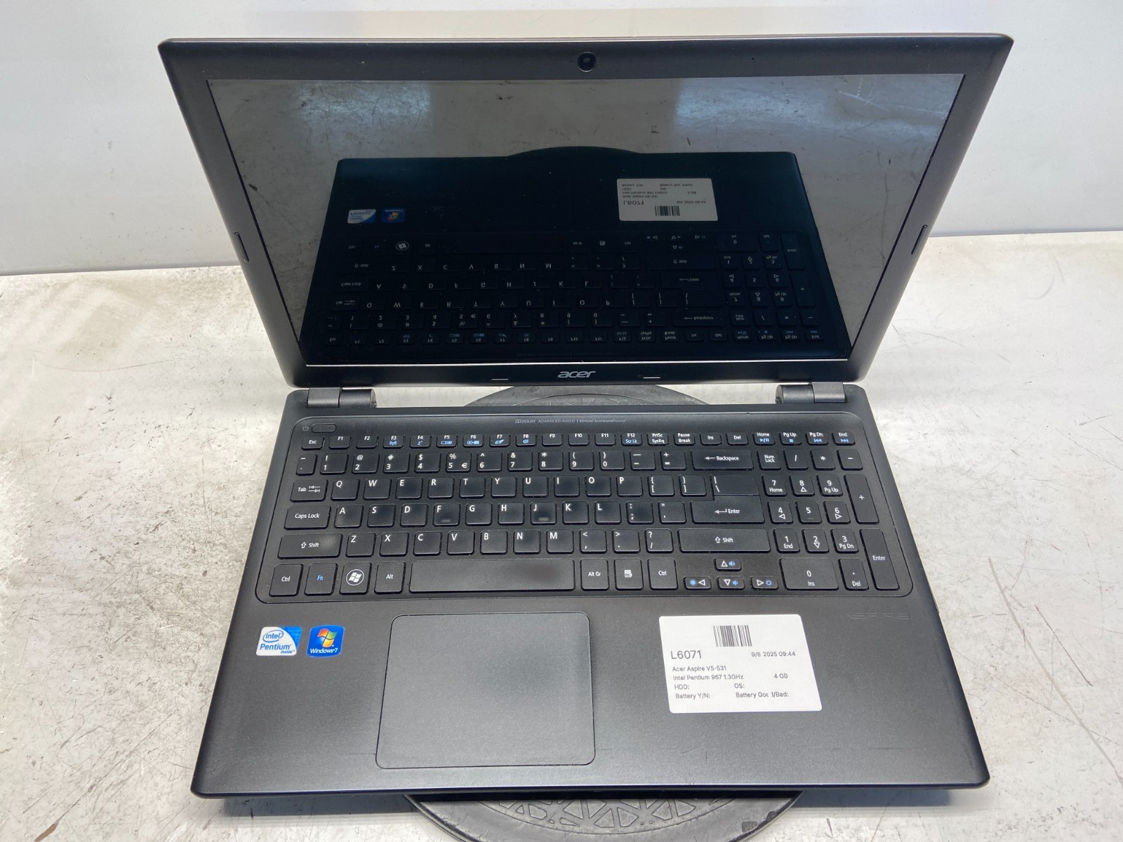 Acer Aspire V5-531 Intel Pentium 967 1.3GHz 4 GB NO HDD