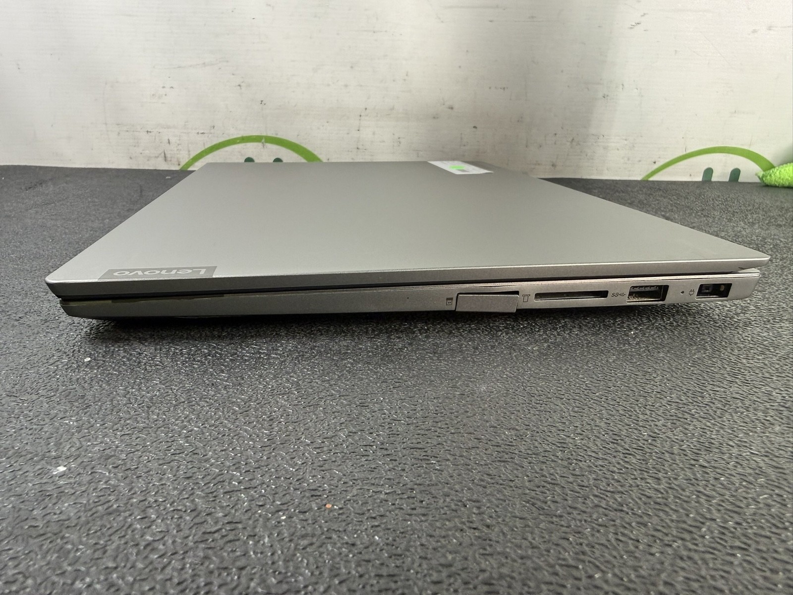 Lenovo ThinkBook 14-IML i7-10510U 1.8GHz 12GB DDR4 512GB NVMe Win11Pro – READ