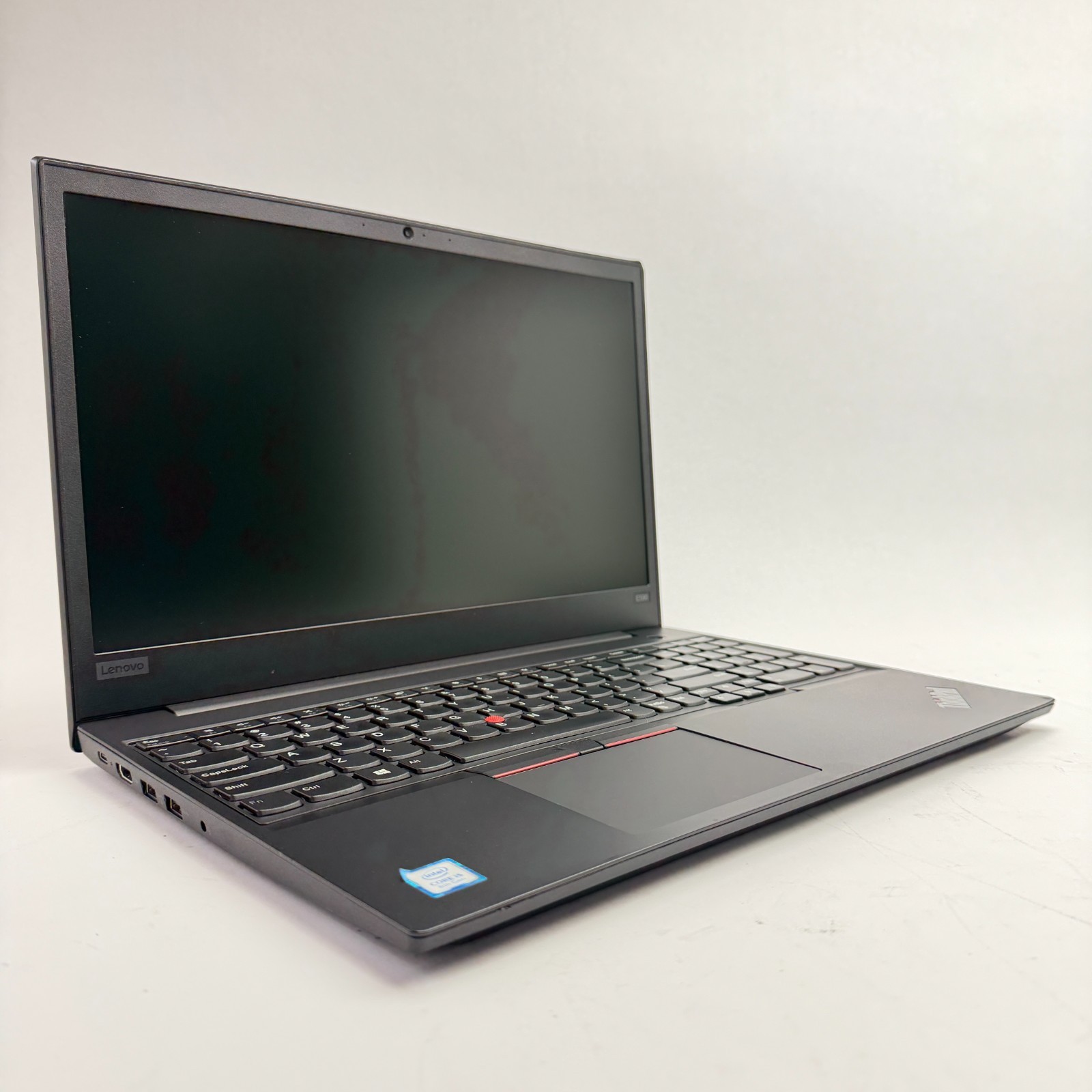 Lenovo ThinkPad E590 15.6″ Laptop Intel Core i5-8265U@1.60GHz