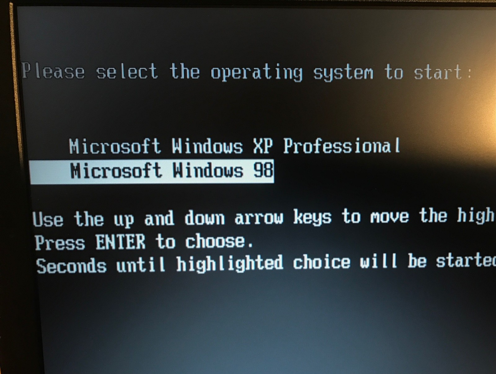 IBM ThinkPad T42 14″ XGA – 1.7ghz, 1.5gb, 160gb HDD, XP + win 98se dual boot