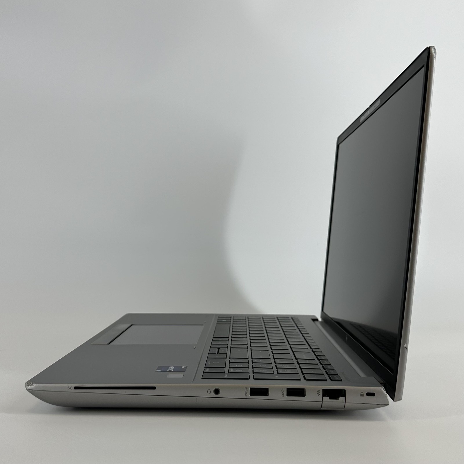 HP ZBook Fury 16 G9 FHD+ 2.1 GHz i7-12850HX 64GB 1TB RTX A4500 -Muffled Speakers