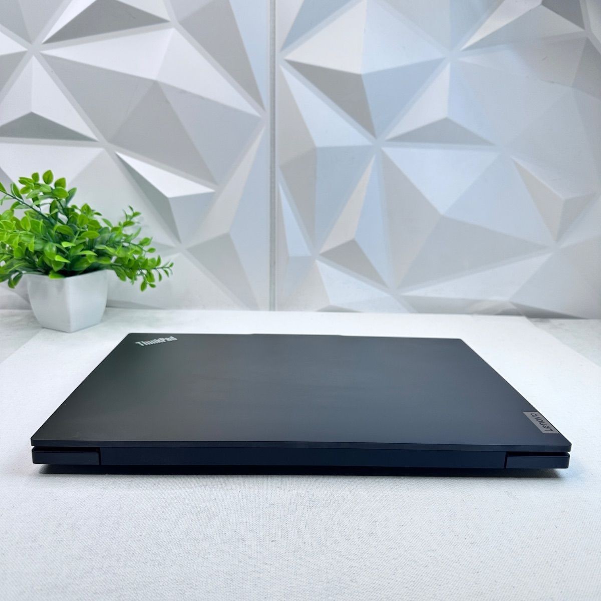 Lenovo ThinkPad E16 Gen 2 16″ Laptop, Intel Ultra 7 155U, 40GB, 512GB *Pls READ*