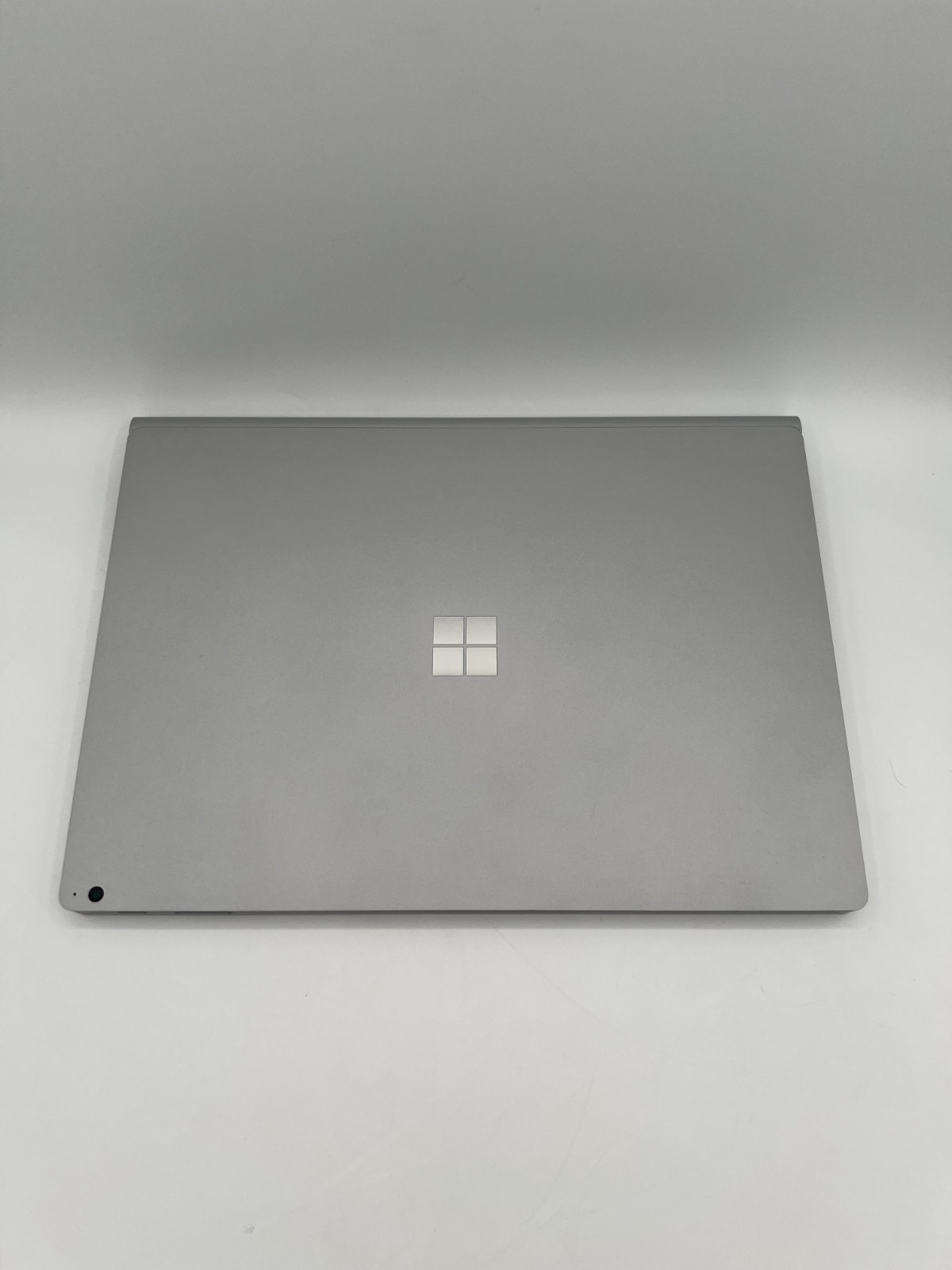 Microsoft Surface Book 3 15″ GTX 1660 Ti i7-1065G7 16GB 256GB SSD Windows 11 Pro