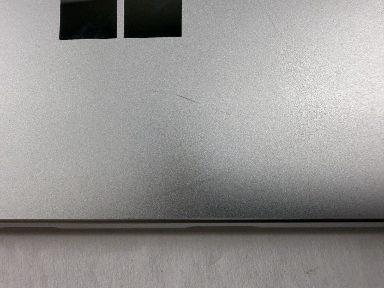 Microsoft Surface Pro 8 (1982) i5-1145G7 – 16GB RAM – 256GB 120Hz – Win 11 Pro
