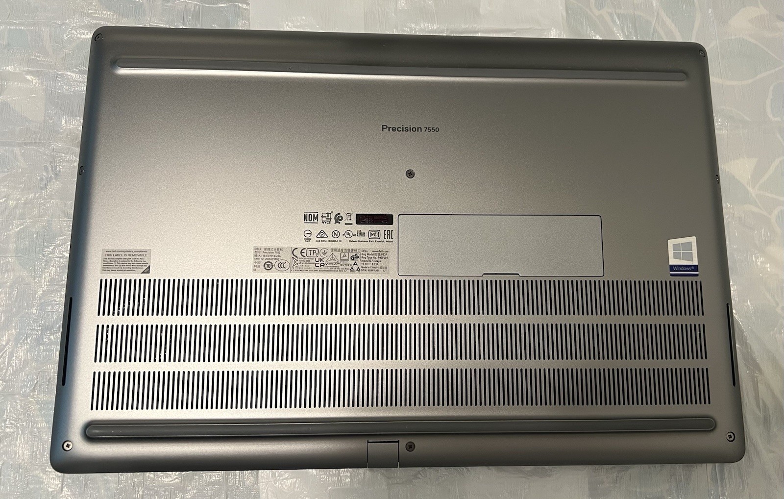 Dell Precision 7550 15.6 FHD i9-10885H vPro 64GB RAM 1TB SSD Fingerprint Win11
