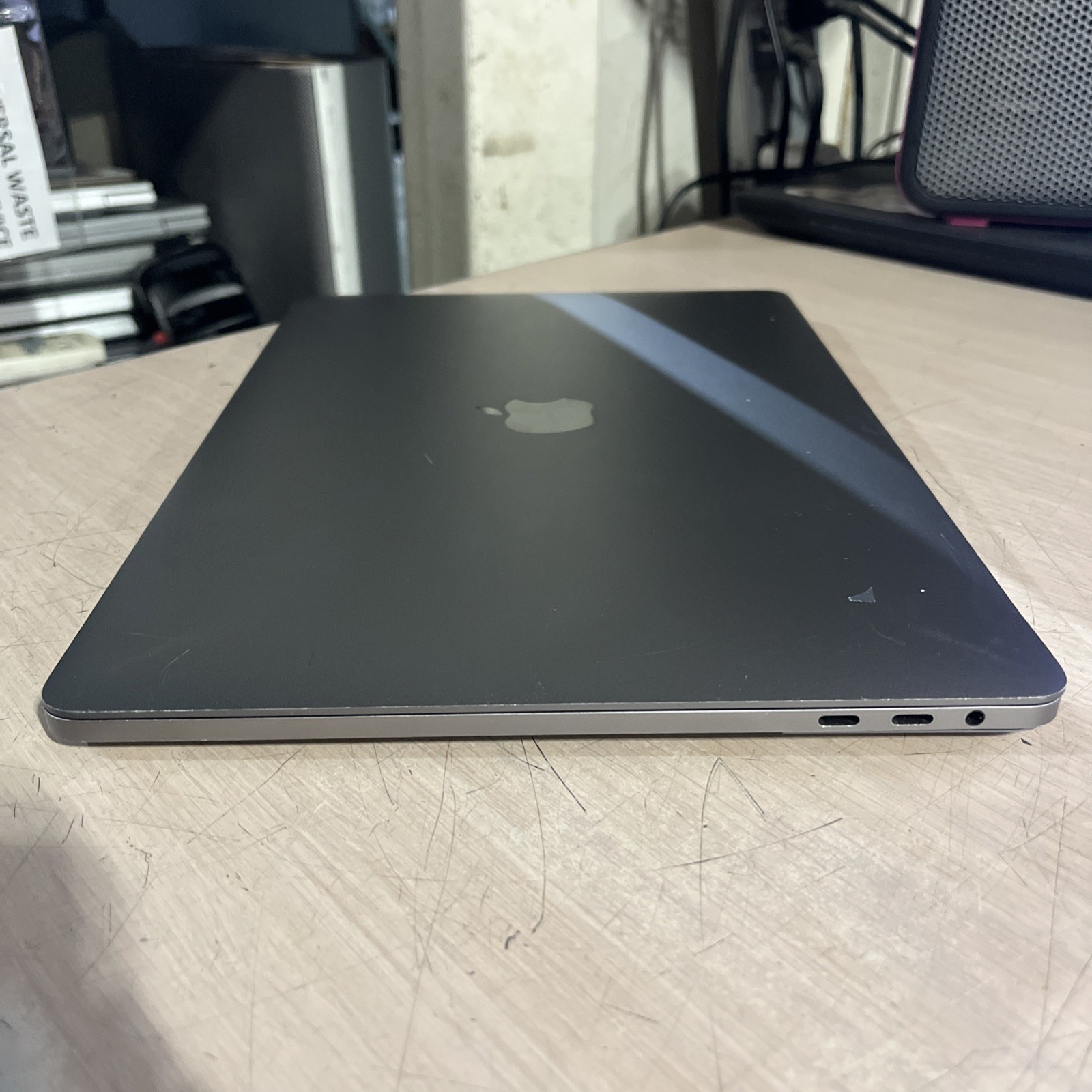 APPLE MACBOOK PRO 13″ TOUCH/MID-2017 CORE I5-7267U 3.1GHZ 8GB RAM 256SSD