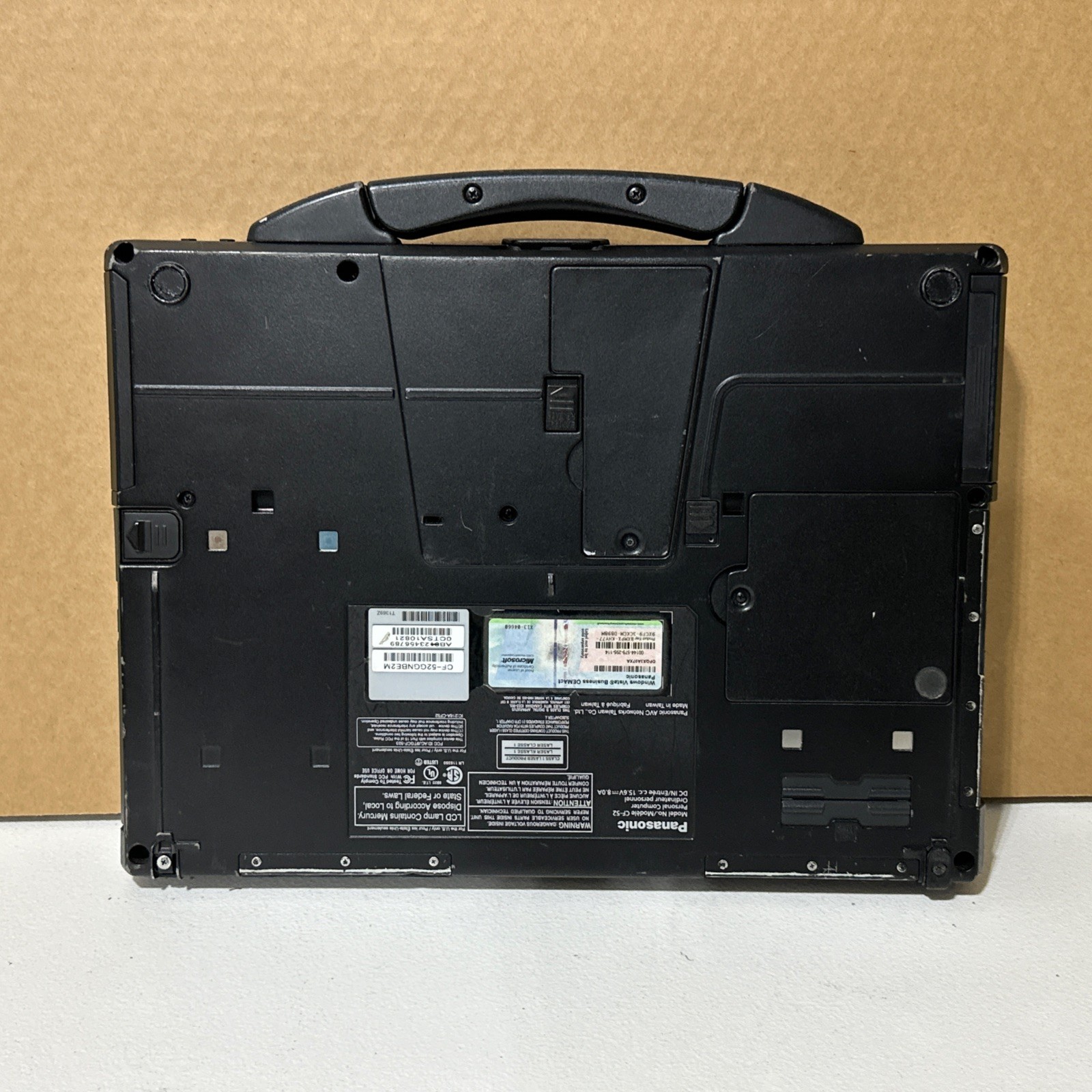 Panasonic Toughbook CF-52 Core 2 Duo P8400 2.26GHz 2GB RAM 120GB SSD Win 10 Pro
