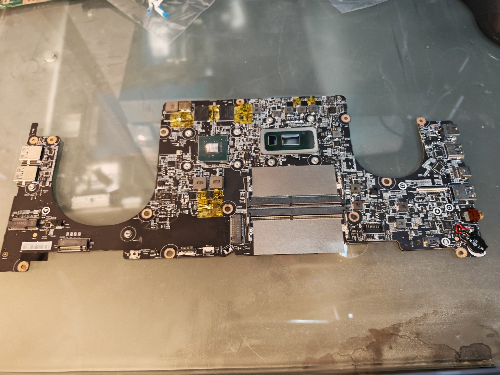 MSI MODERN 15 MOTHERBOARD INTEL 17-10510U UHD GEFORCE MX250 MS-15511 VER:1.0