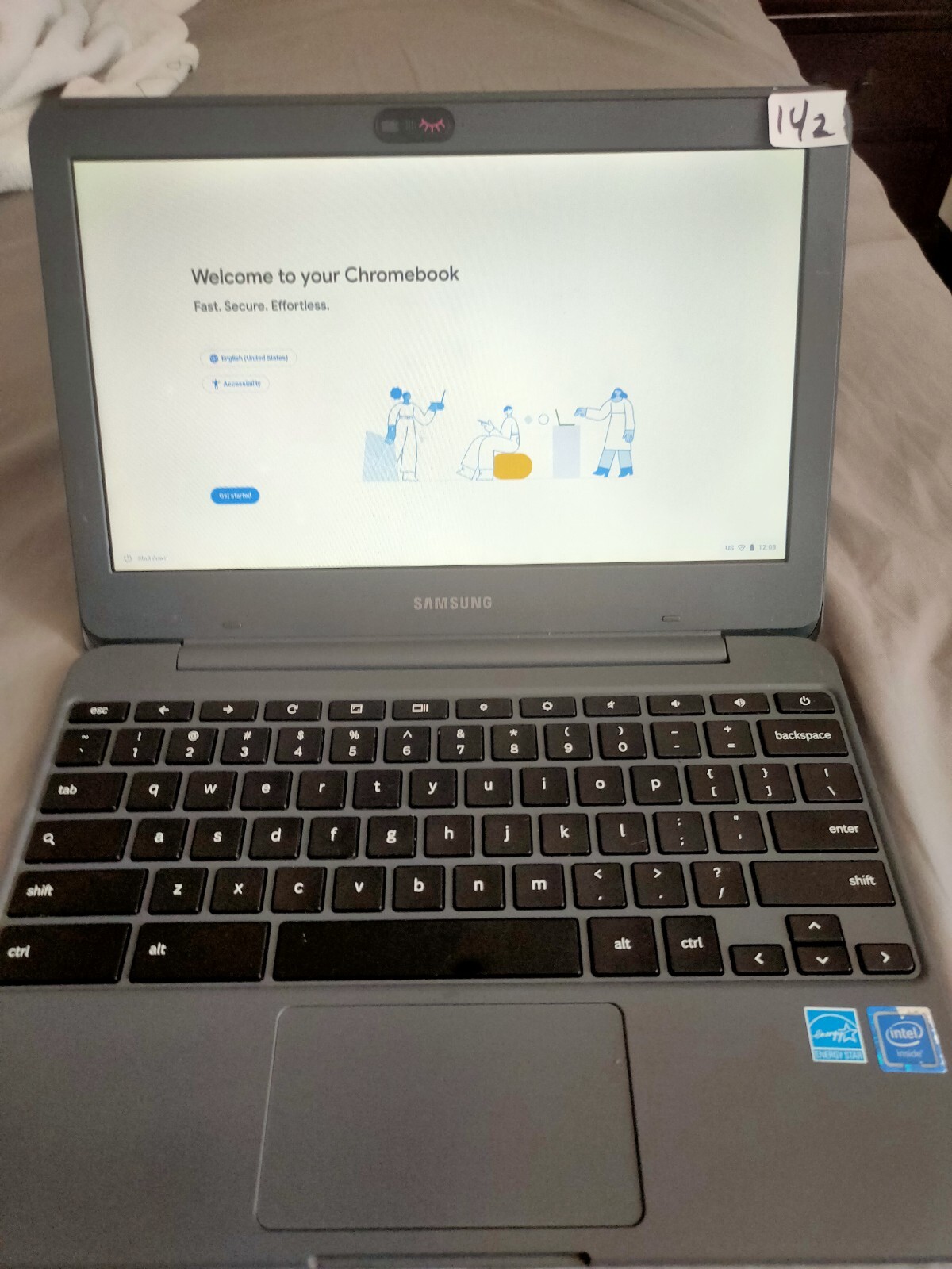 samsung notebook xe501c13 chrome good battery no charger point on screen C Pho