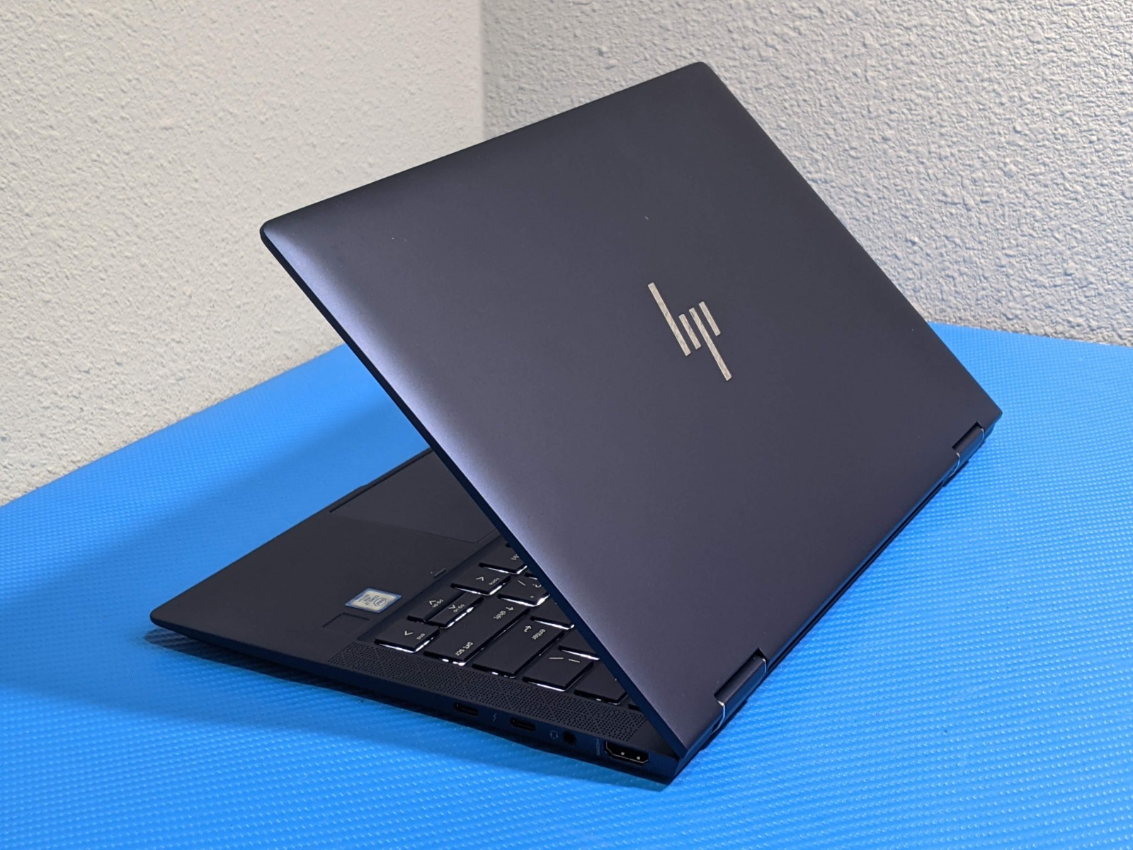 HP Elite Dragonfly Notebook PC 13.3″4KUHD TOUCH i7-8665U 1.9GHz 16Gb 1TB SSD +PA