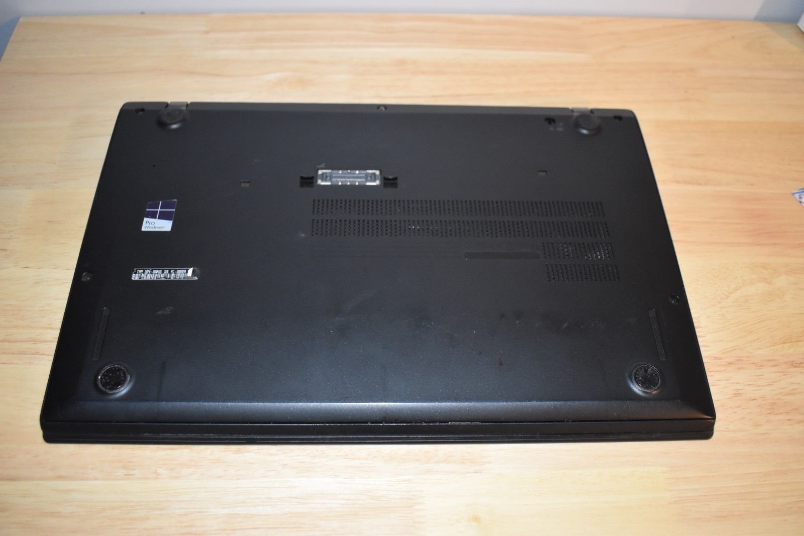 Lenovo ThinkPad T470s Core i5-6300U 2.4GHz 4GB 128GB SSD Windows 10 Pro Webcam